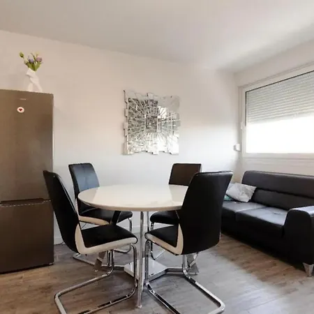 Modern On The Perfect Location In * Split